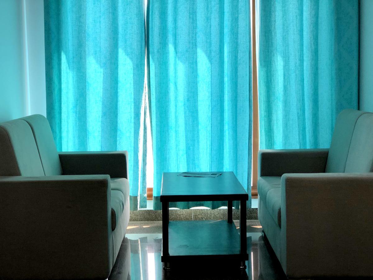 Hotel Taru Inn Ghaziabad Luaran gambar